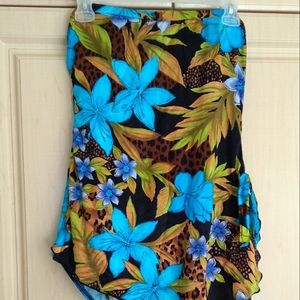 Womens Bandaeu bathing suit by Ceep